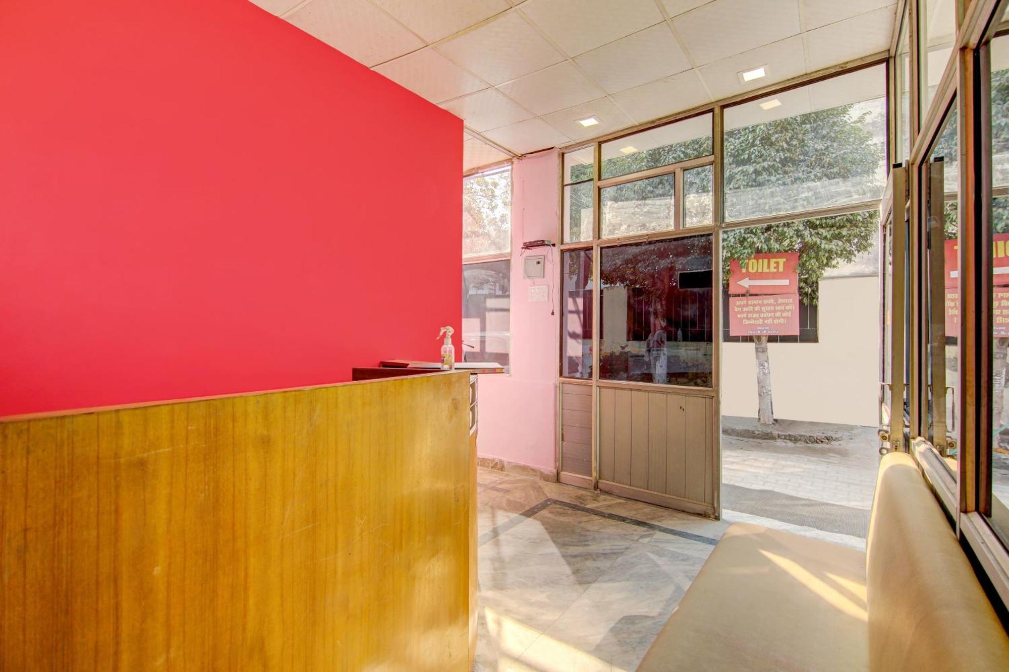 OYO 77381 Hotel Gg Farms Meerut Exterior foto