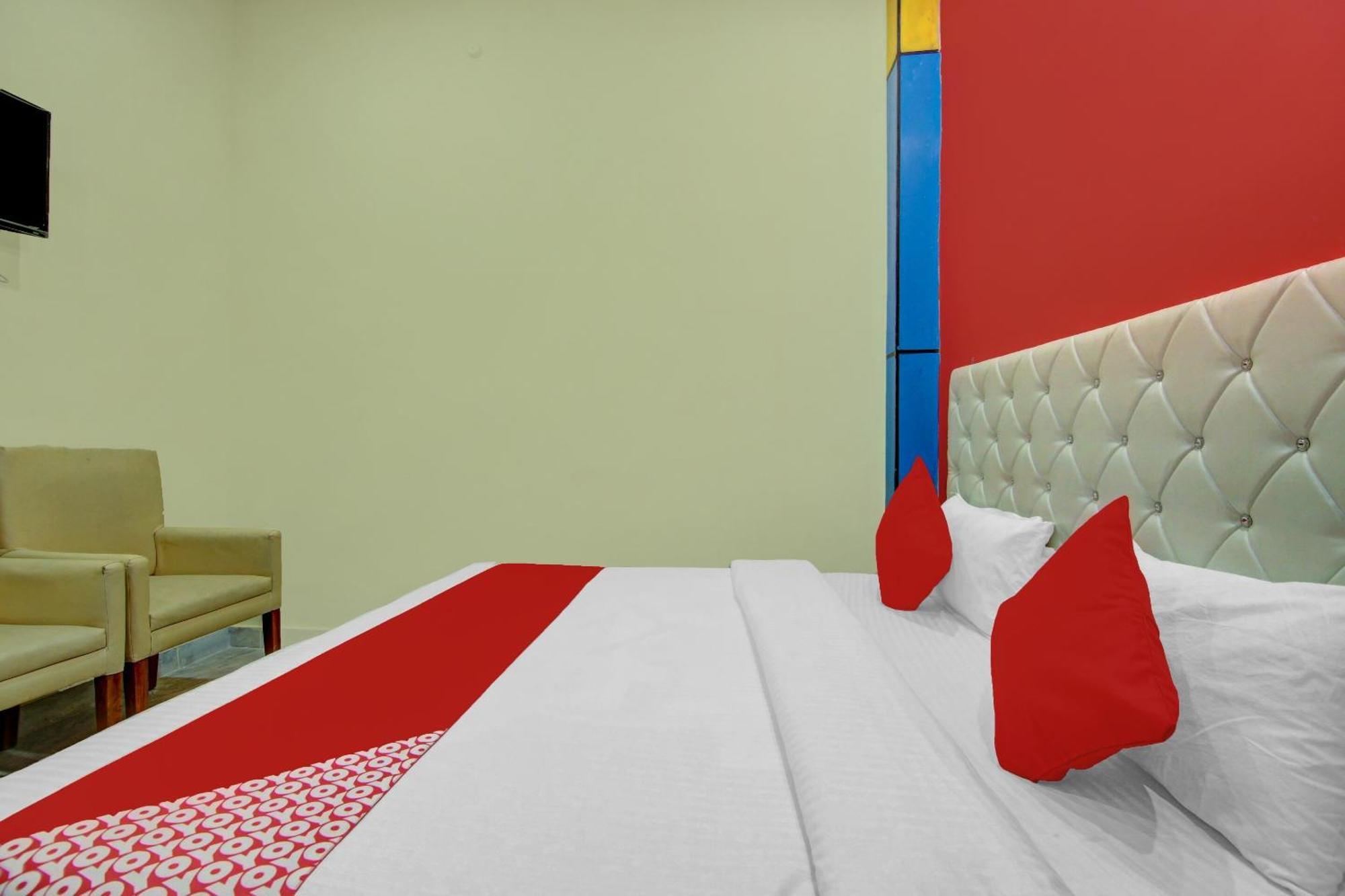 OYO 77381 Hotel Gg Farms Meerut Exterior foto